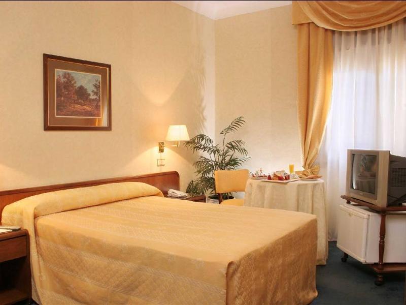 בואנוס איירס Castelar Hotel & Spa מראה חיצוני תמונה